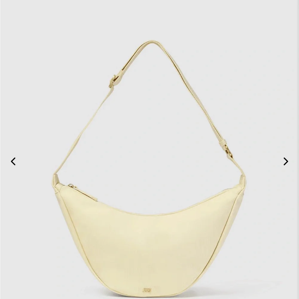 July, Everyday Crescent Bag